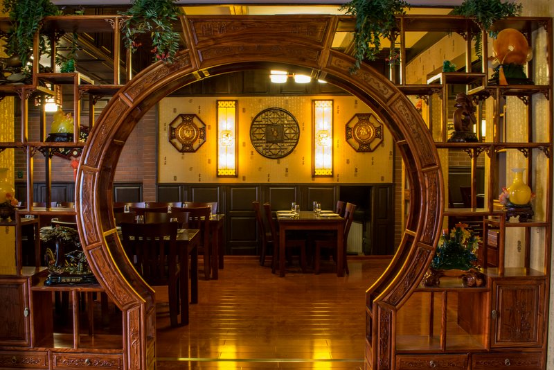 Old Shanghai Restaurant - Brasov 04